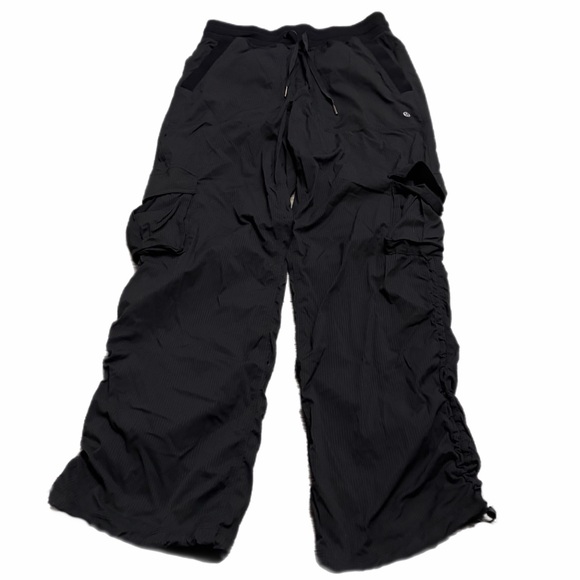lululemon athletica Pants - Lululemon Dance Studio Relaxed-Fit Mid-Rise Cargo Pant (Black) Size Small